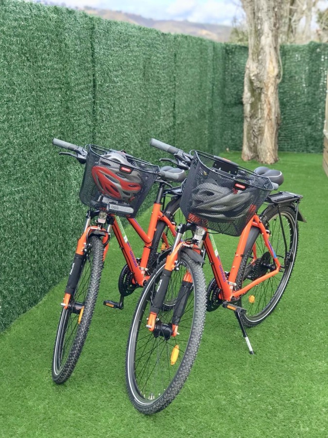 photo vélo enfant orange moins 1m40